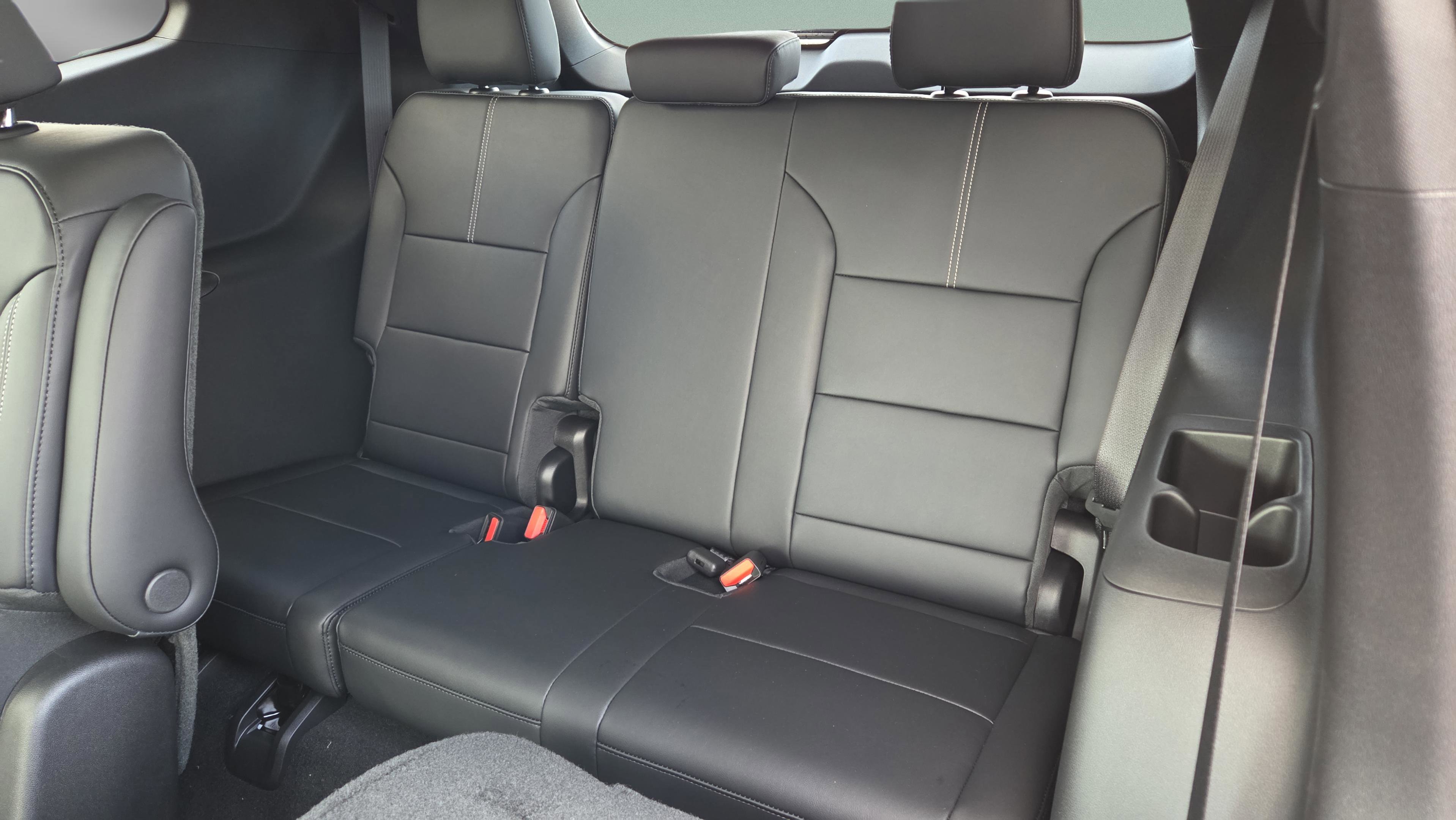 New 2026 GMC Acadia Elevation w/ Black Edition FWD image 25