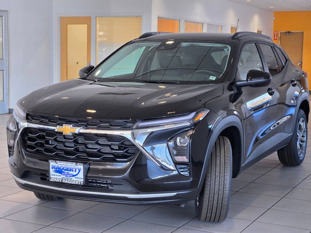 New 2026 Chevrolet Trax LT w/ Driver Confidence Package FWD image 4