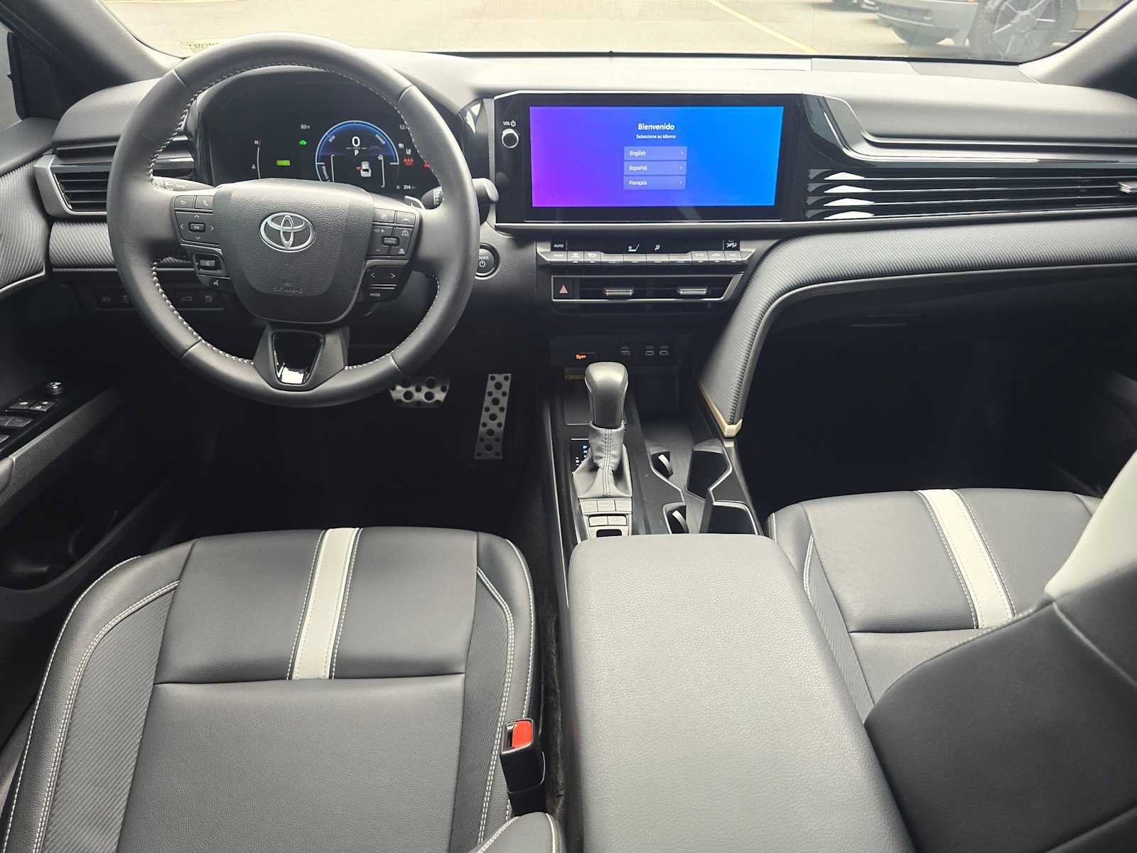 Used 2025 Toyota Camry SE w/ Multimedia Upgrade Package FWD image 18
