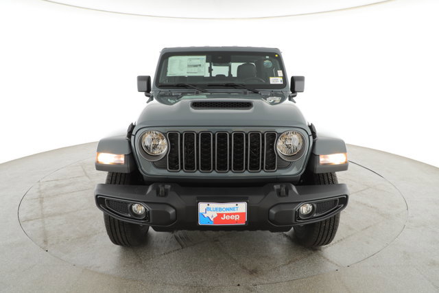 New 2025 Jeep Gladiator Sport image 2