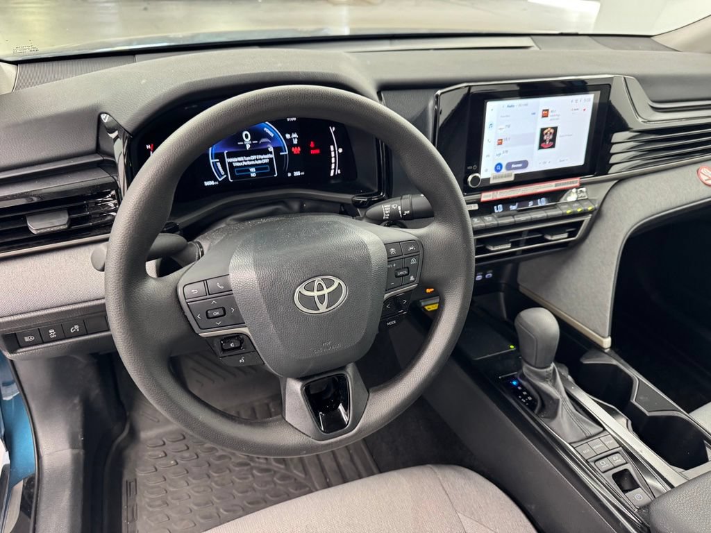Used 2026 Toyota Camry LE w/ Convenience Package FWD image 8