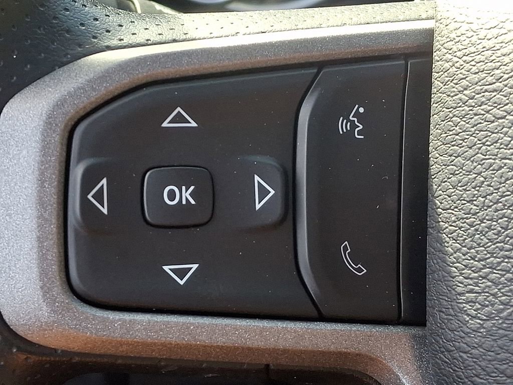 Used 2024 RAM 2500 Tradesman w/ Chrome Appearance Group image 19