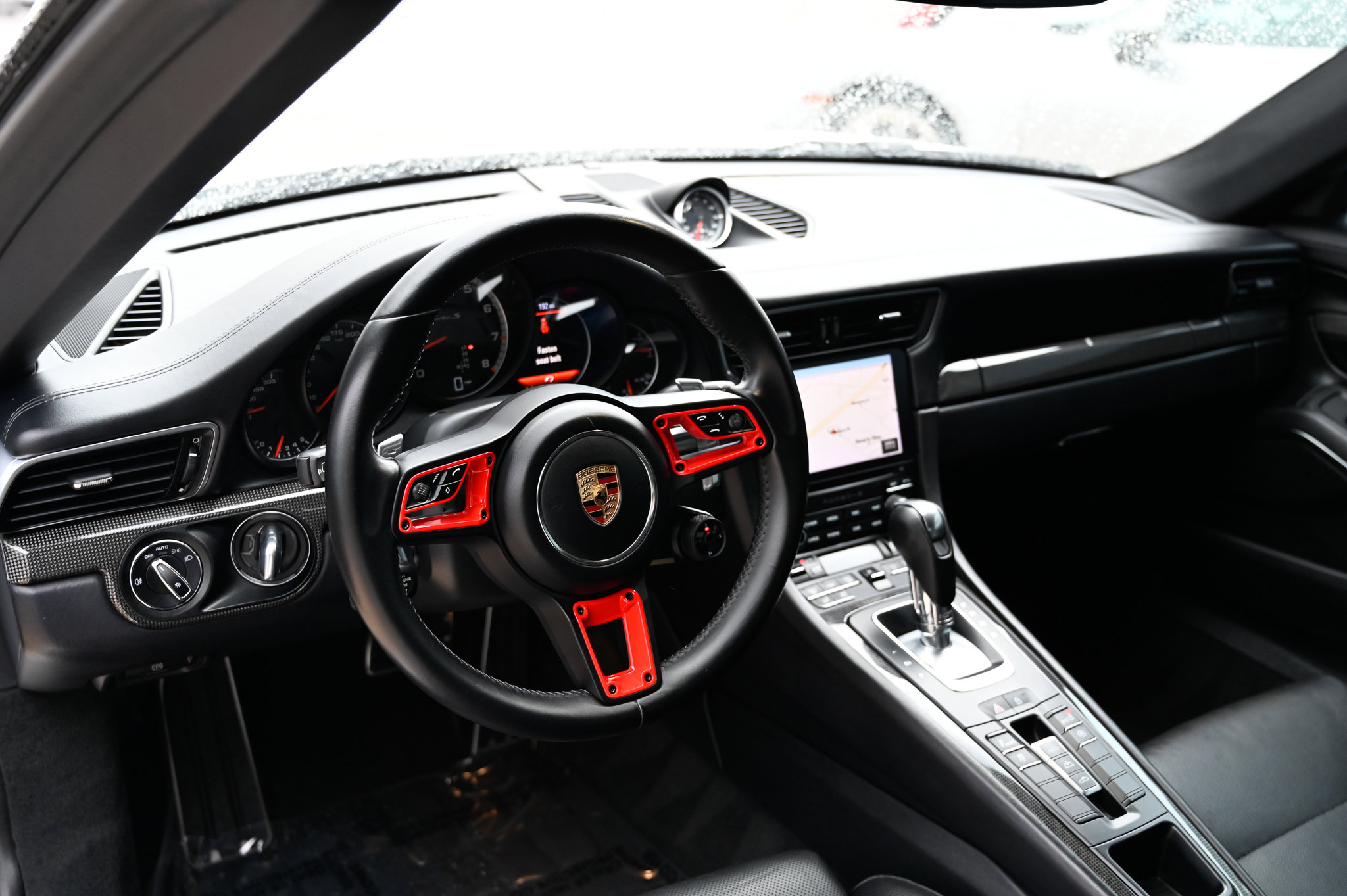 Used 2019 Porsche 911 Turbo S image 16