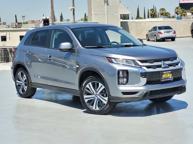 Used 2025 Mitsubishi Outlander Sport ES AWD/4WD image 2