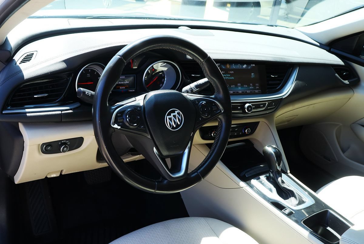 Used 2018 Buick Regal Preferred w/ Sights and Sounds Package FWD image 34