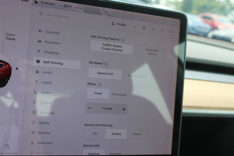 Used 2018 Tesla Model 3 Long Range RWD image 15