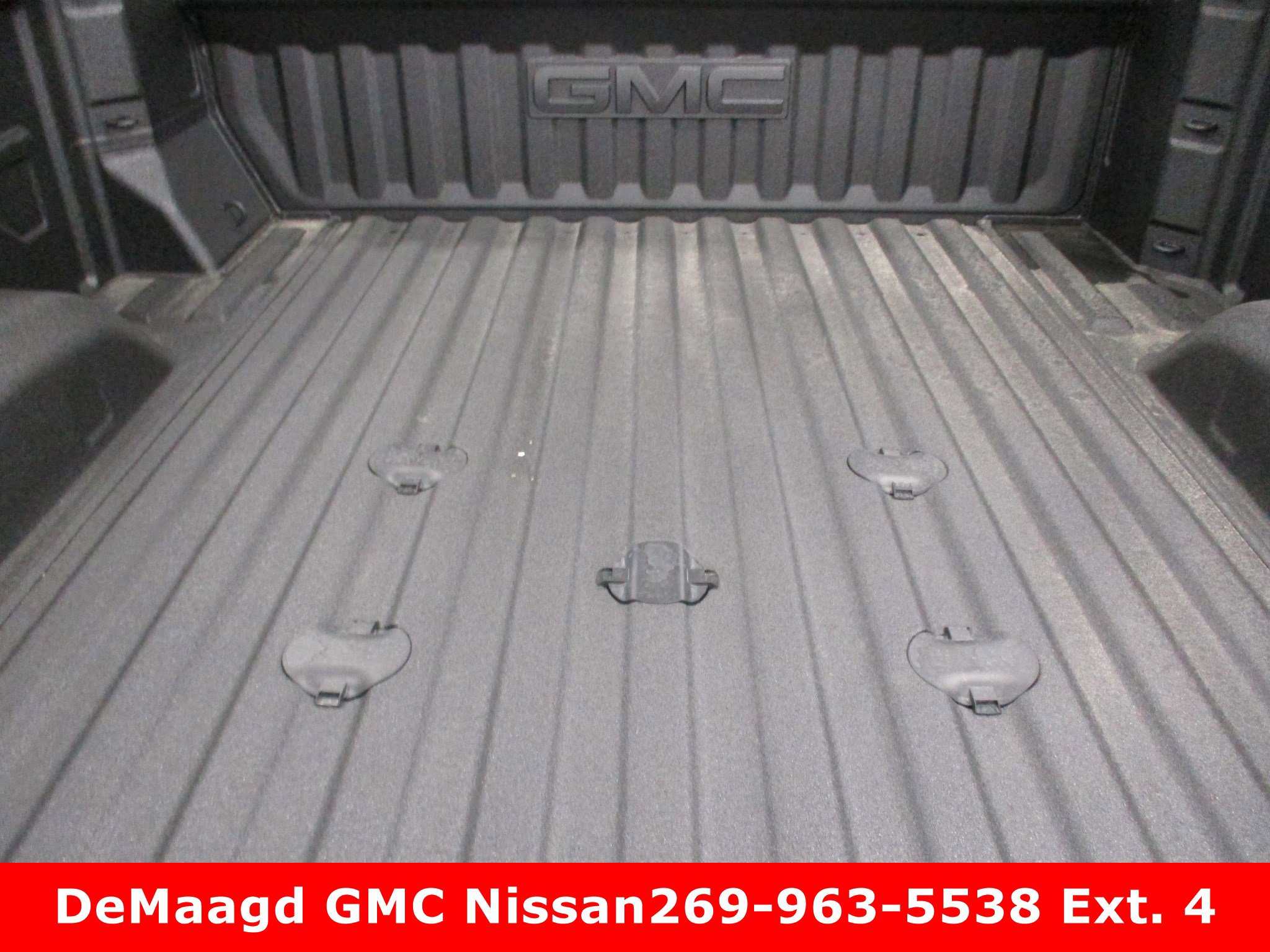 New 2025 GMC Sierra 2500 Denali w/ Technology Package image 8