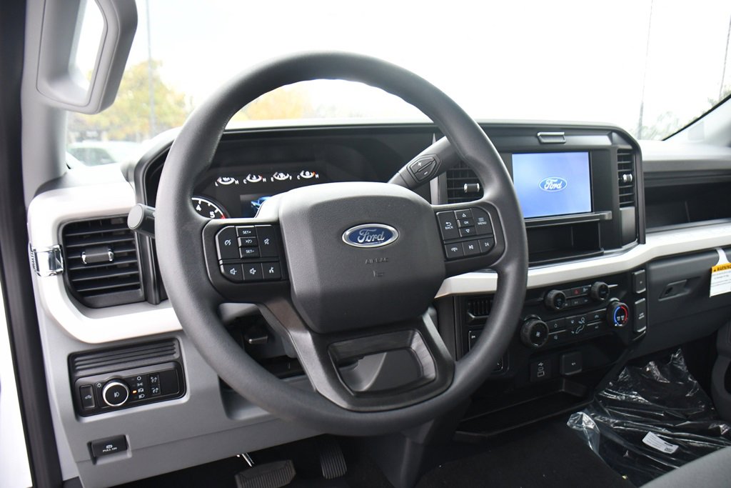 New 2026 Ford F250 4x4 Regular Cab Super Duty image 12