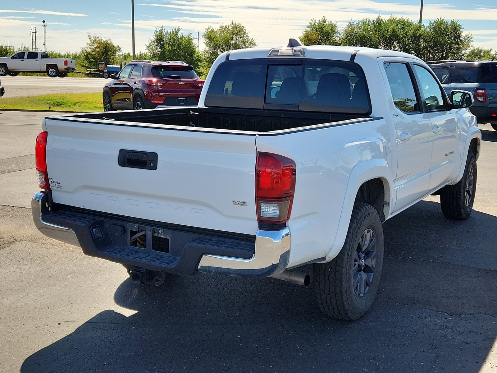 Used 2023 Toyota Tacoma SR5 RWD image 4