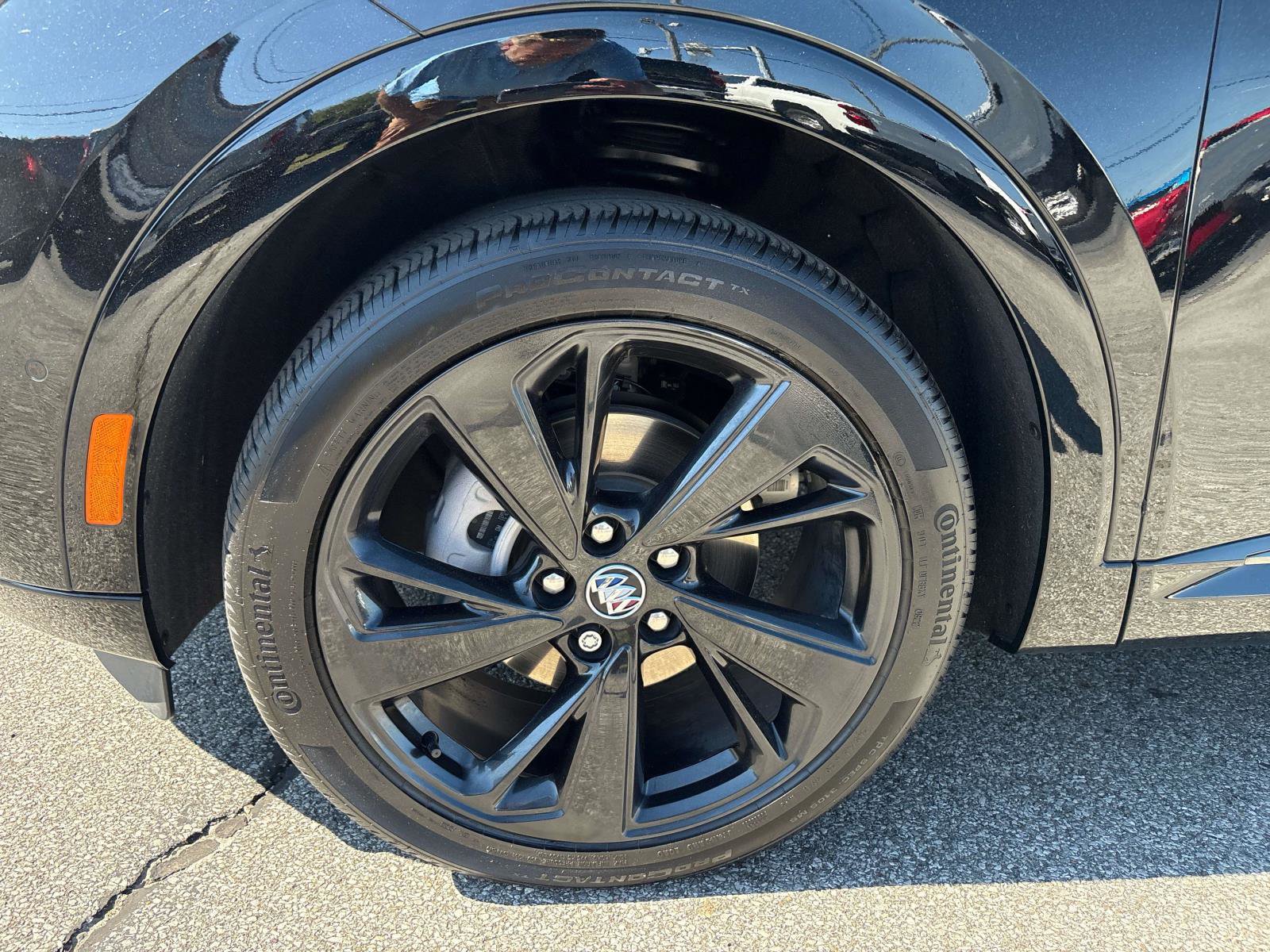 Used 2022 Buick Envision Essence w/ Technology Package II image 8