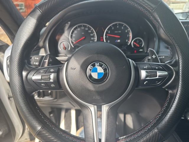 Used 2015 BMW X6 M w/ Executive Package image 18