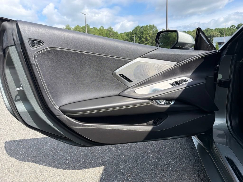 Used 2023 Chevrolet Corvette Stingray Preferred Cpe w/ Z51 Performance Package RWD image 22
