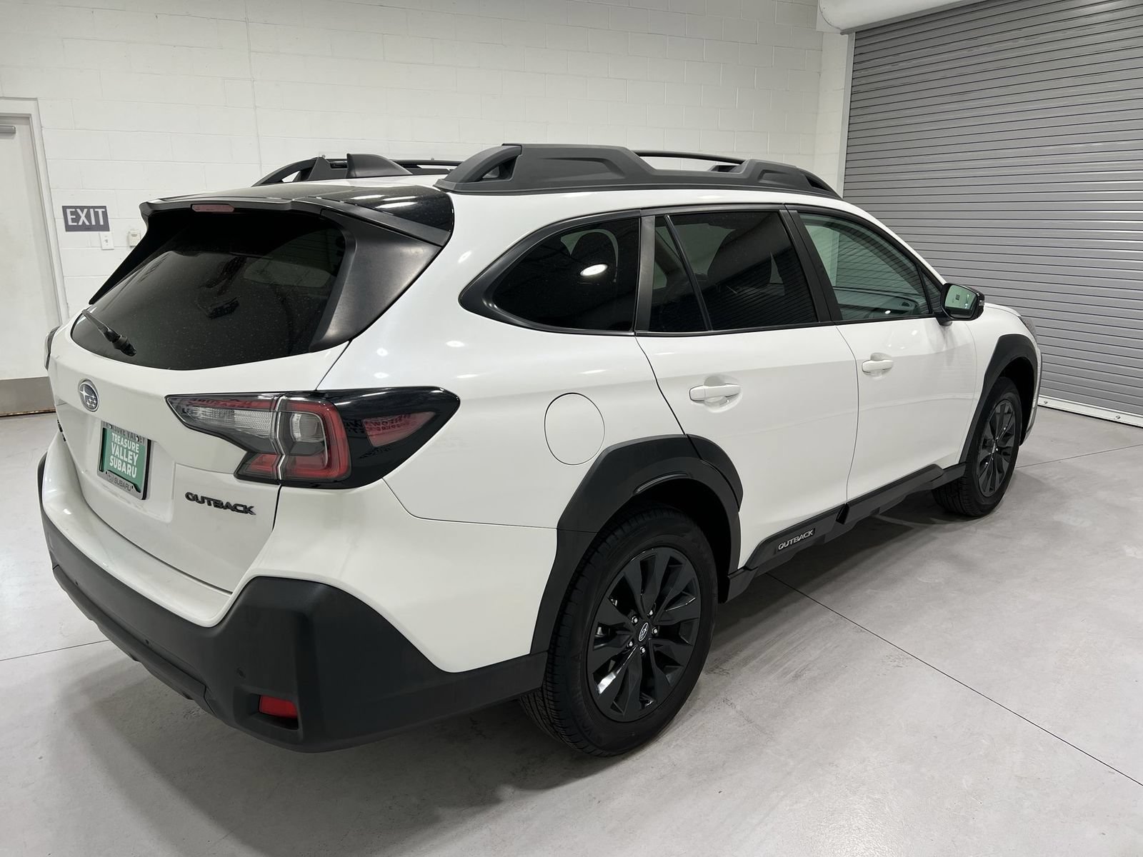 Used 2024 Subaru Outback Onyx Edition AWD/4WD image 8