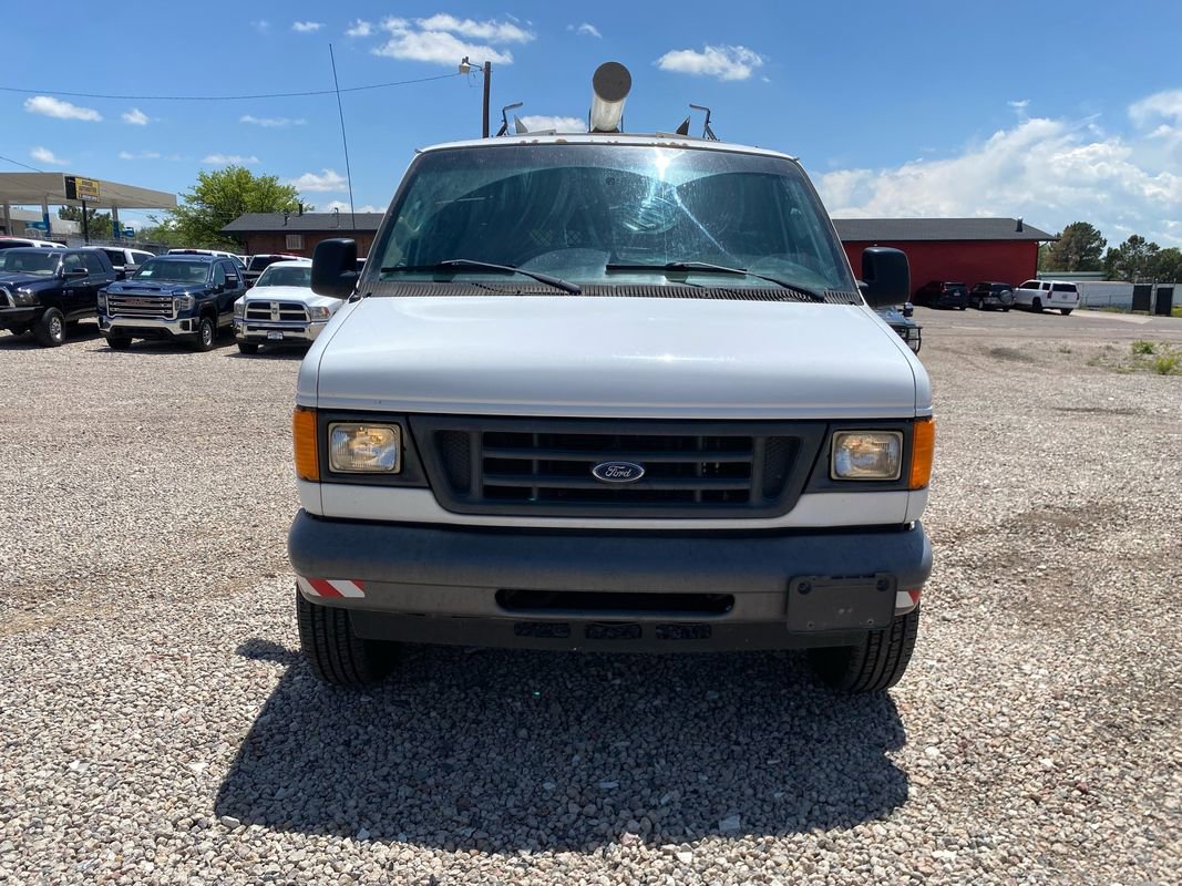 Used 2007 Ford E-250 and Econoline 250 RWD image 2