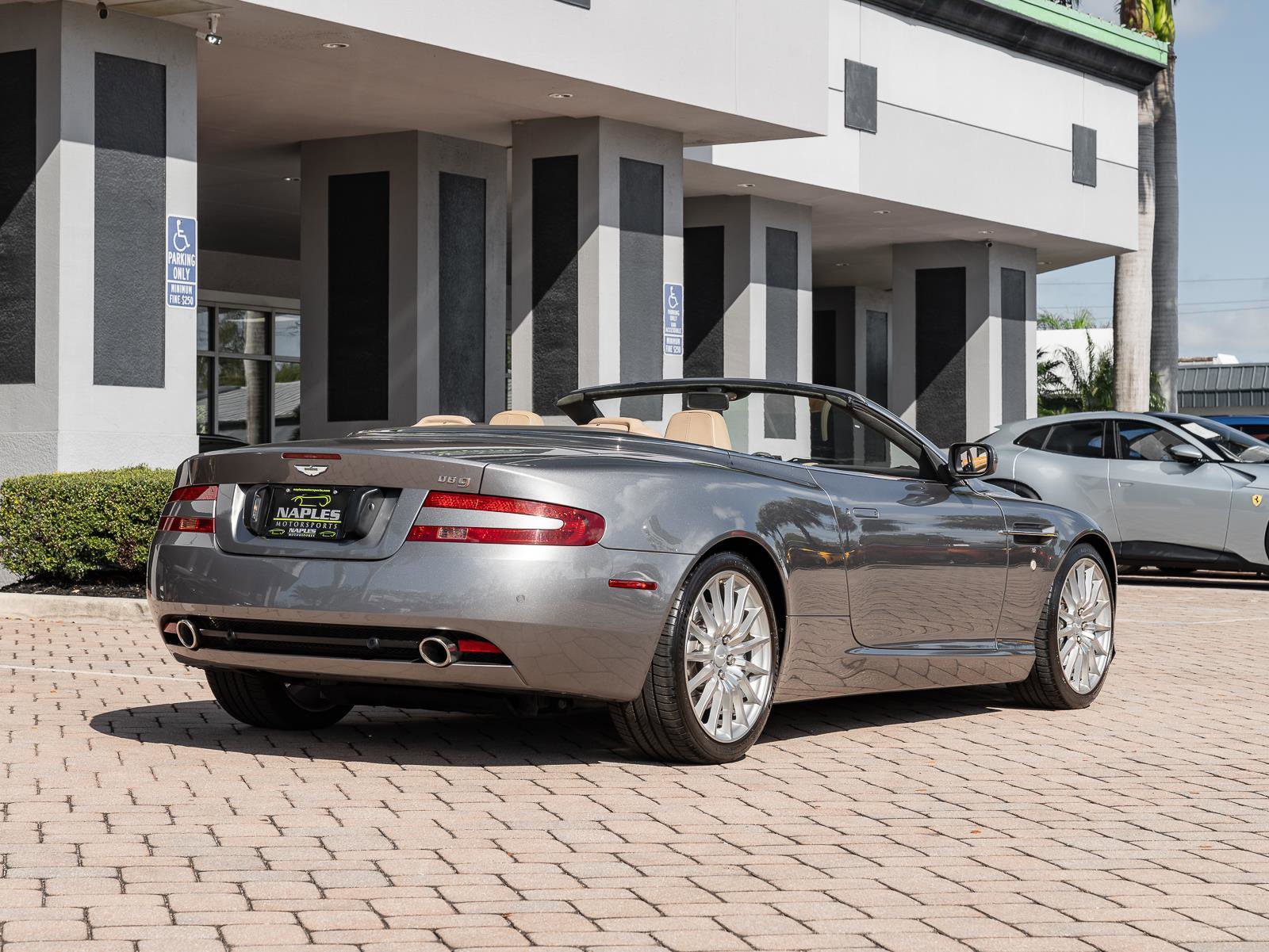 Used 2006 Aston Martin DB9 Volante image 41
