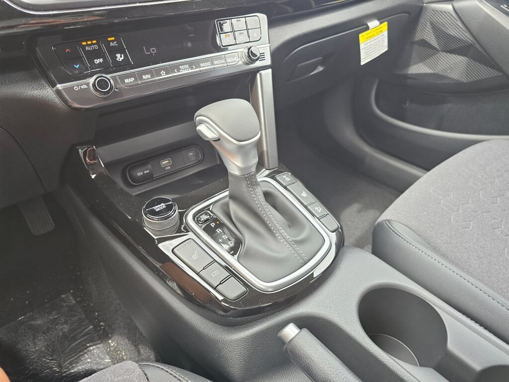 New 2026 Kia Seltos S AWD/4WD image 18