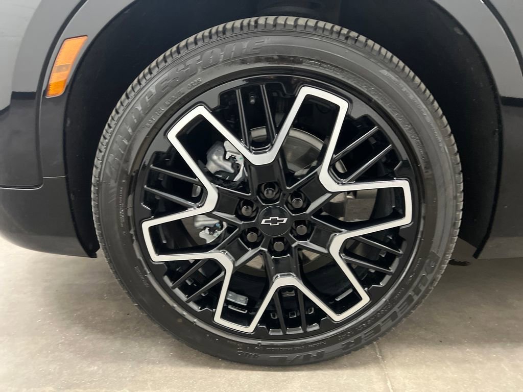 Used 2025 Chevrolet Blazer RS w/ Driver Confidence II Package image 30