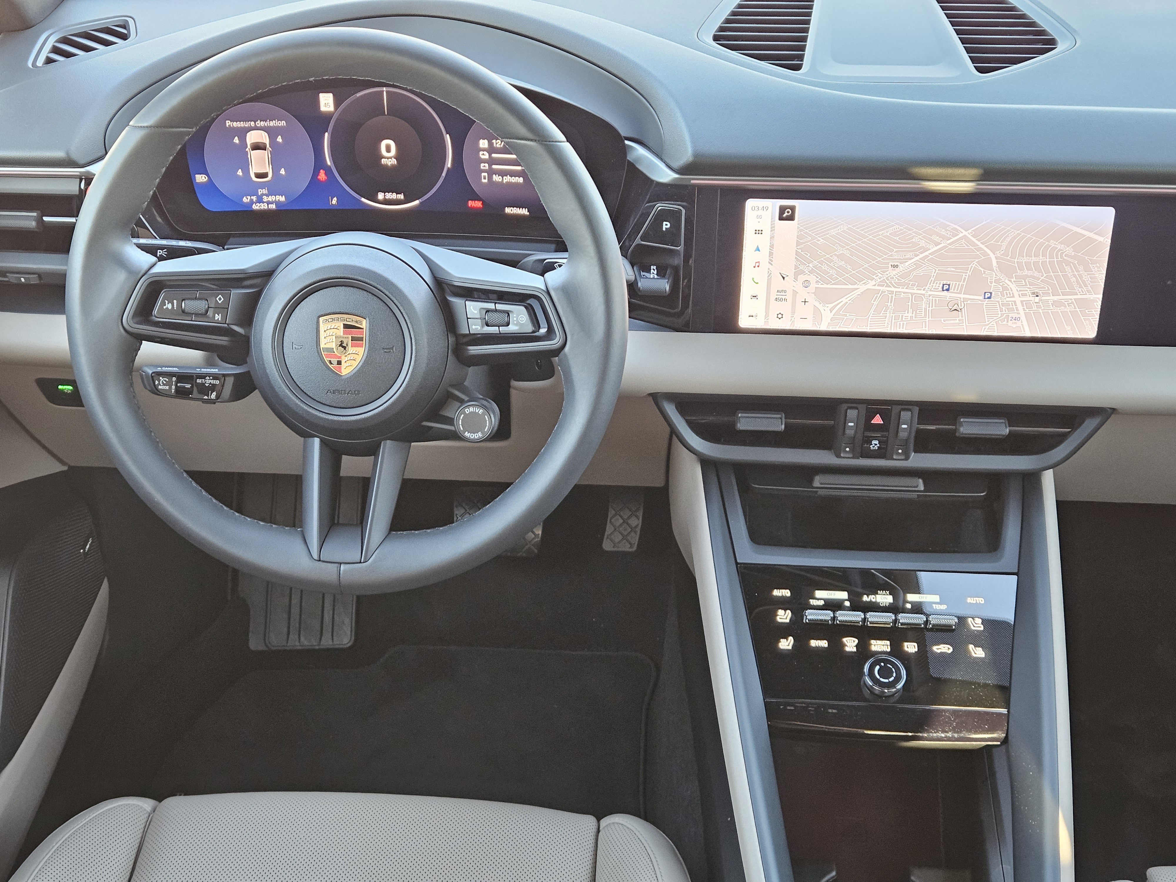 Certified 2024 Porsche Macan 4 Electric image 25