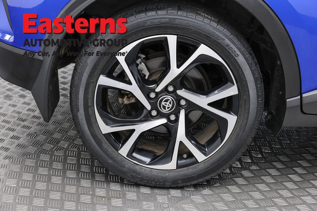 Used 2021 Toyota C-HR FWD image 29