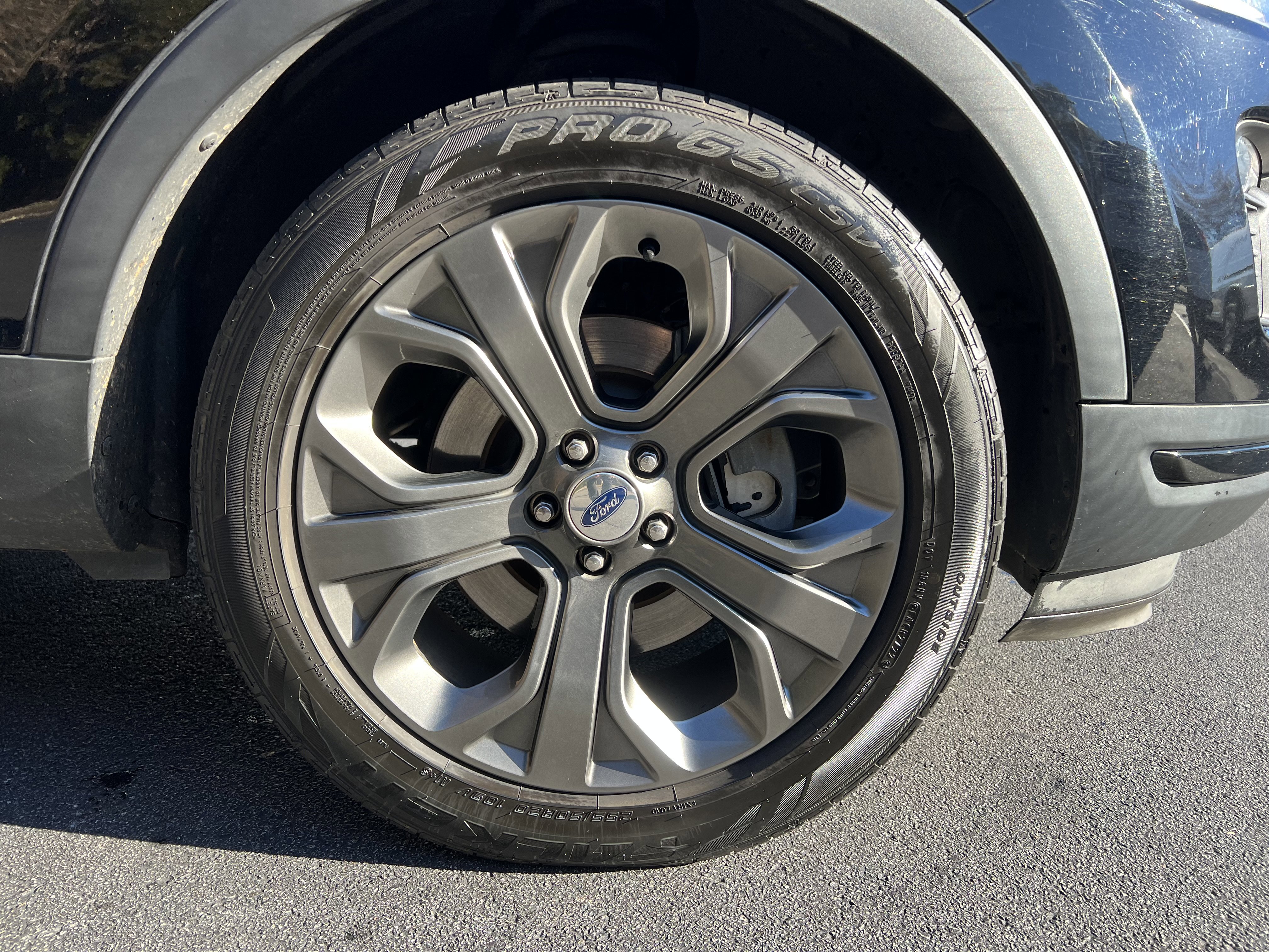 Used 2018 Ford Explorer Sport w/ Equipment Group 401A image 13