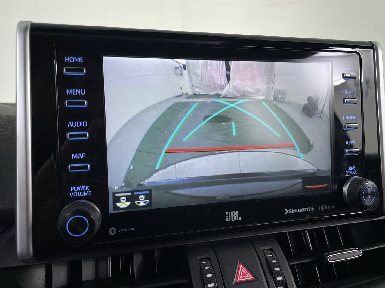 Used 2020 Toyota RAV4 XSE AWD/4WD image 15