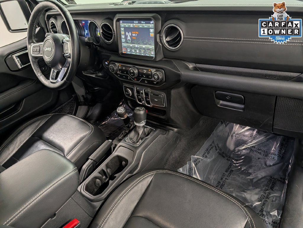 Used 2023 Jeep Wrangler Unlimited Sahara w/ Cold Weather Group AWD/4WD image 33