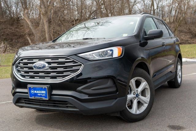 Used 2022 Ford Edge SE image 1
