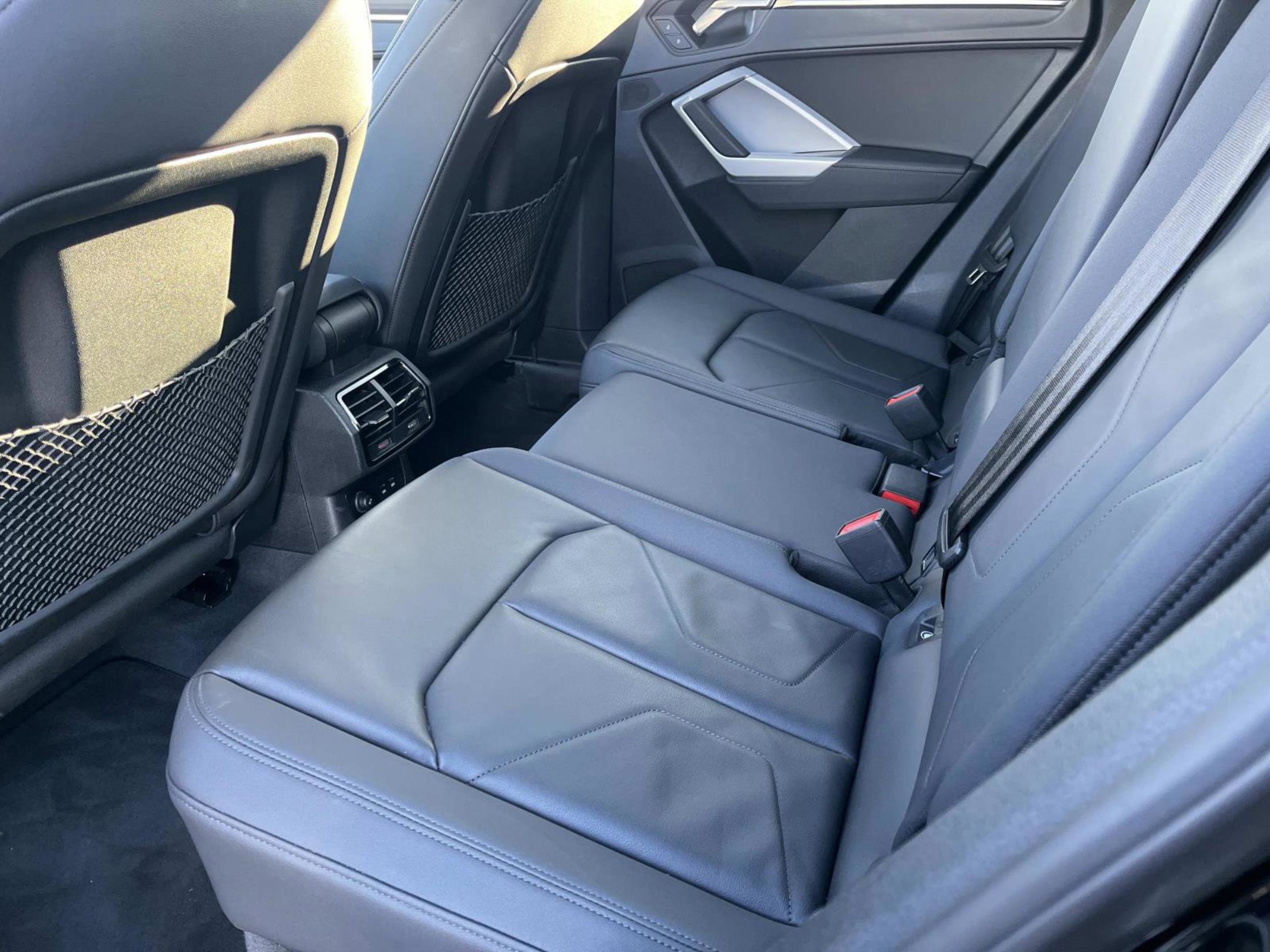 Used 2025 Audi Q3 2.0T Premium image 21