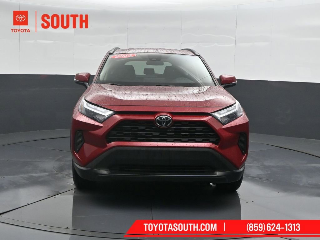 Used 2025 Toyota RAV4 XLE image 5