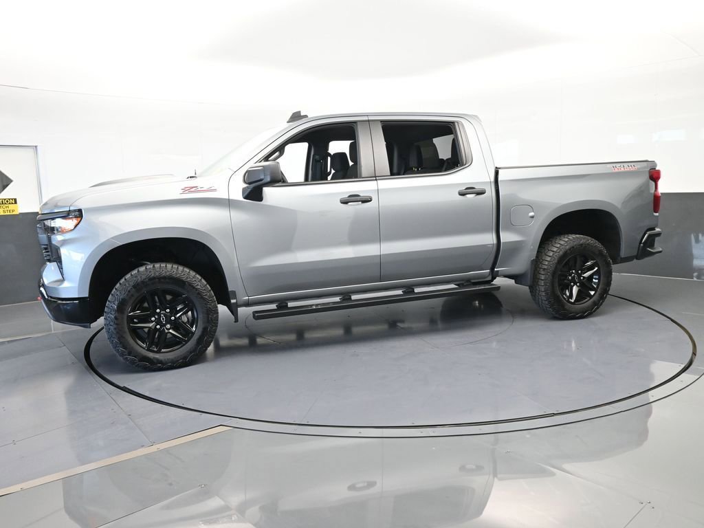 Used 2024 Chevrolet Silverado 1500 Custom Trail Boss image 2