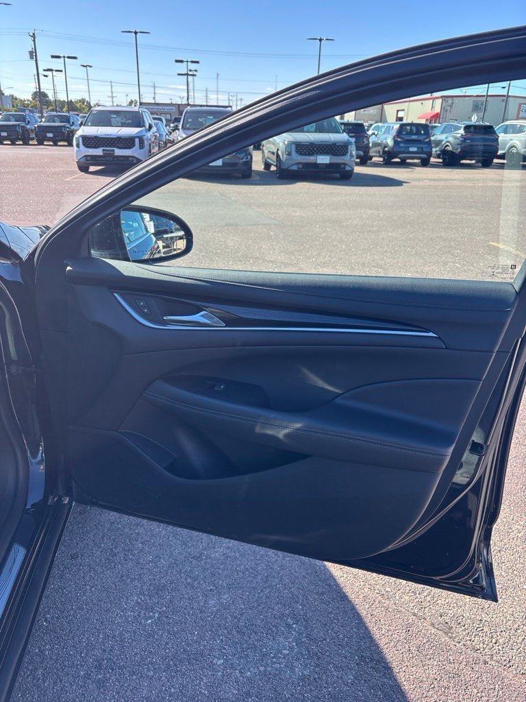 Used 2019 Buick LaCrosse Essence FWD image 19