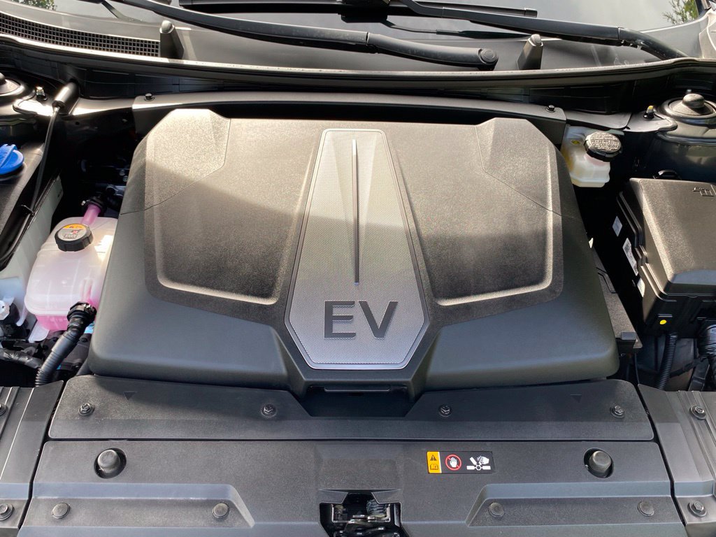Used 2024 Kia EV6 Light RWD image 12