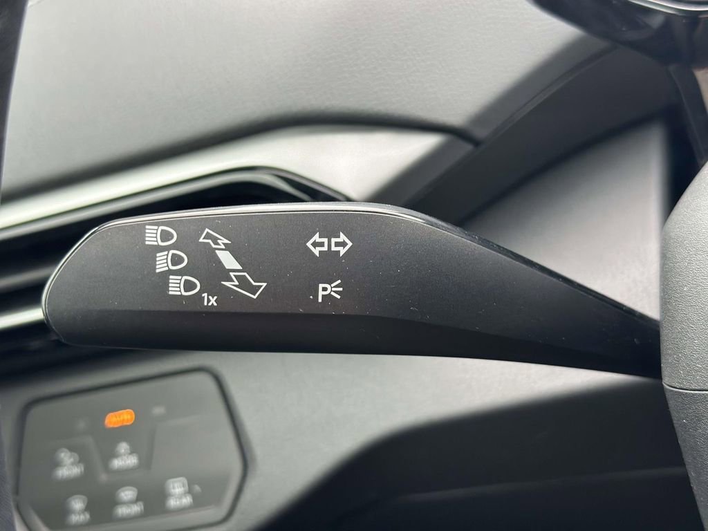 Used 2023 Volkswagen ID.4 Pro S Plus image 21