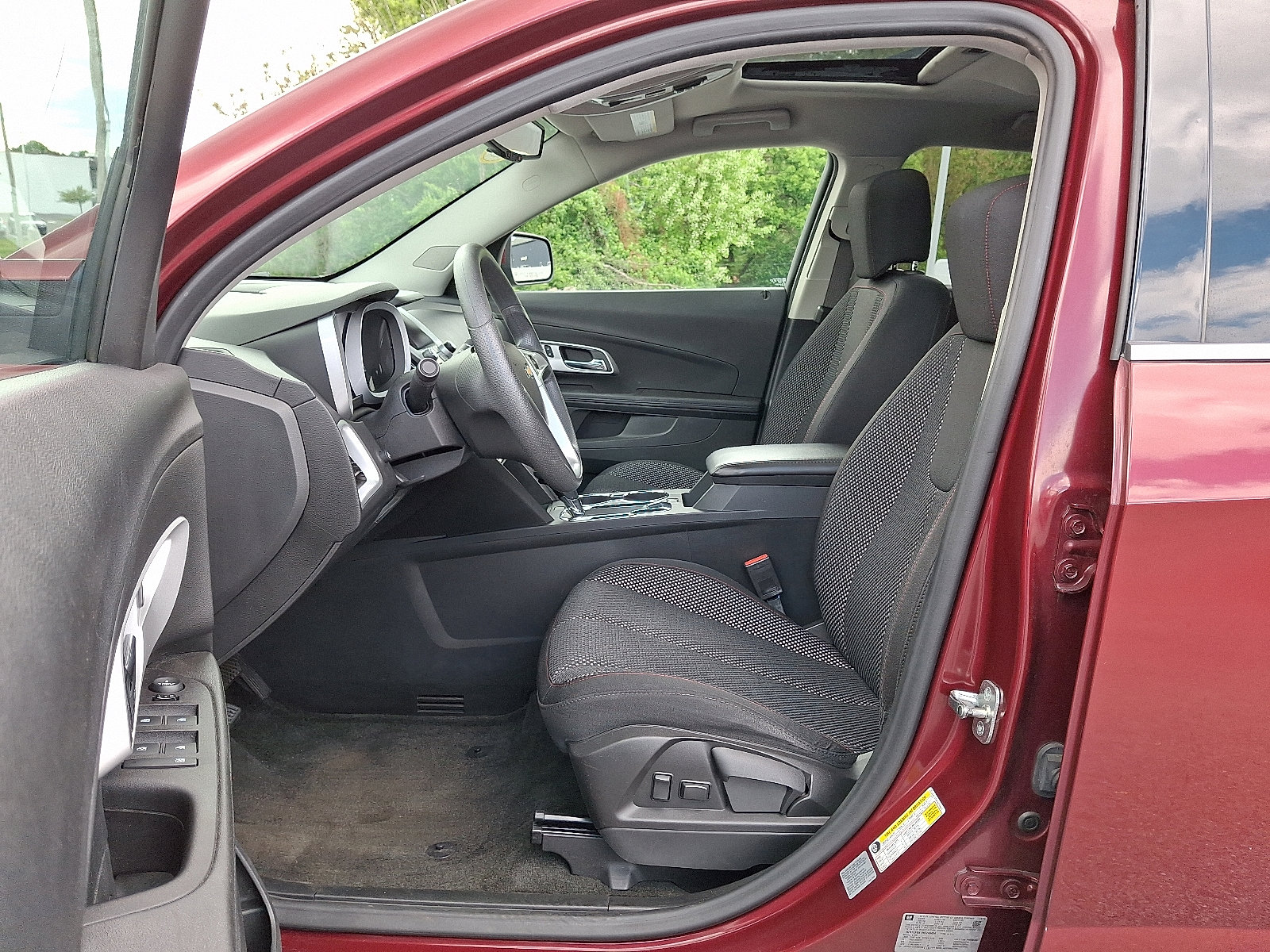 Used 2017 Chevrolet Equinox LT AWD/4WD image 15
