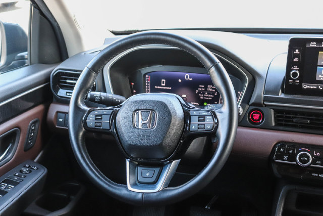 Used 2024 Honda Pilot Elite image 16