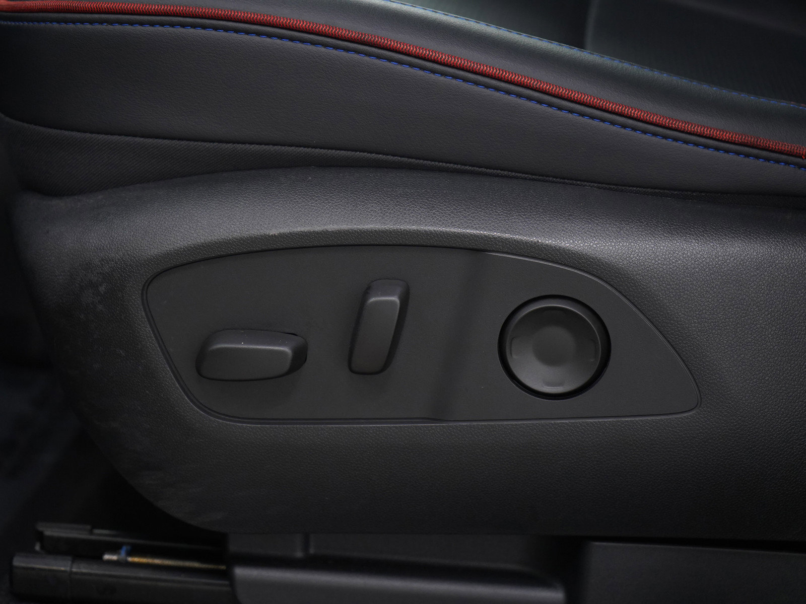 Used 2024 Chevrolet Silverado EV RST image 25