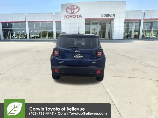 Used 2016 Jeep Renegade Latitude w/ Cold Weather Group AWD/4WD image 33