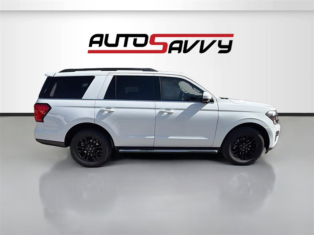Used 2023 Ford Expedition XLT image 8