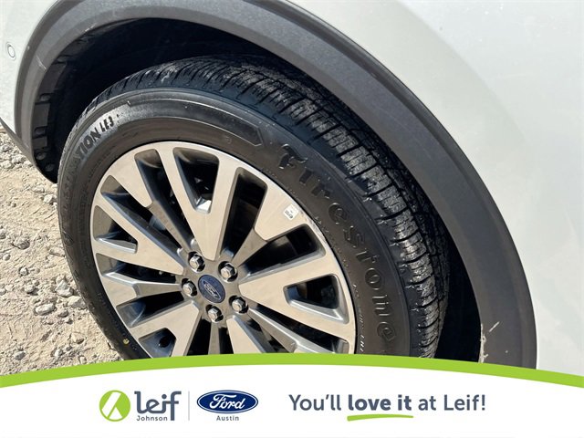 Used 2020 Ford Escape Titanium image 39