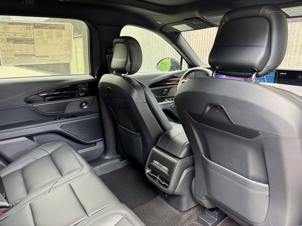 New 2025 Lincoln Nautilus Premier w/ Equipment Group 102A AWD/4WD image 22