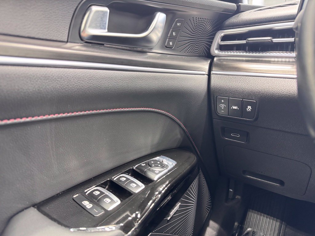Used 2023 Kia K5 GT FWD image 9