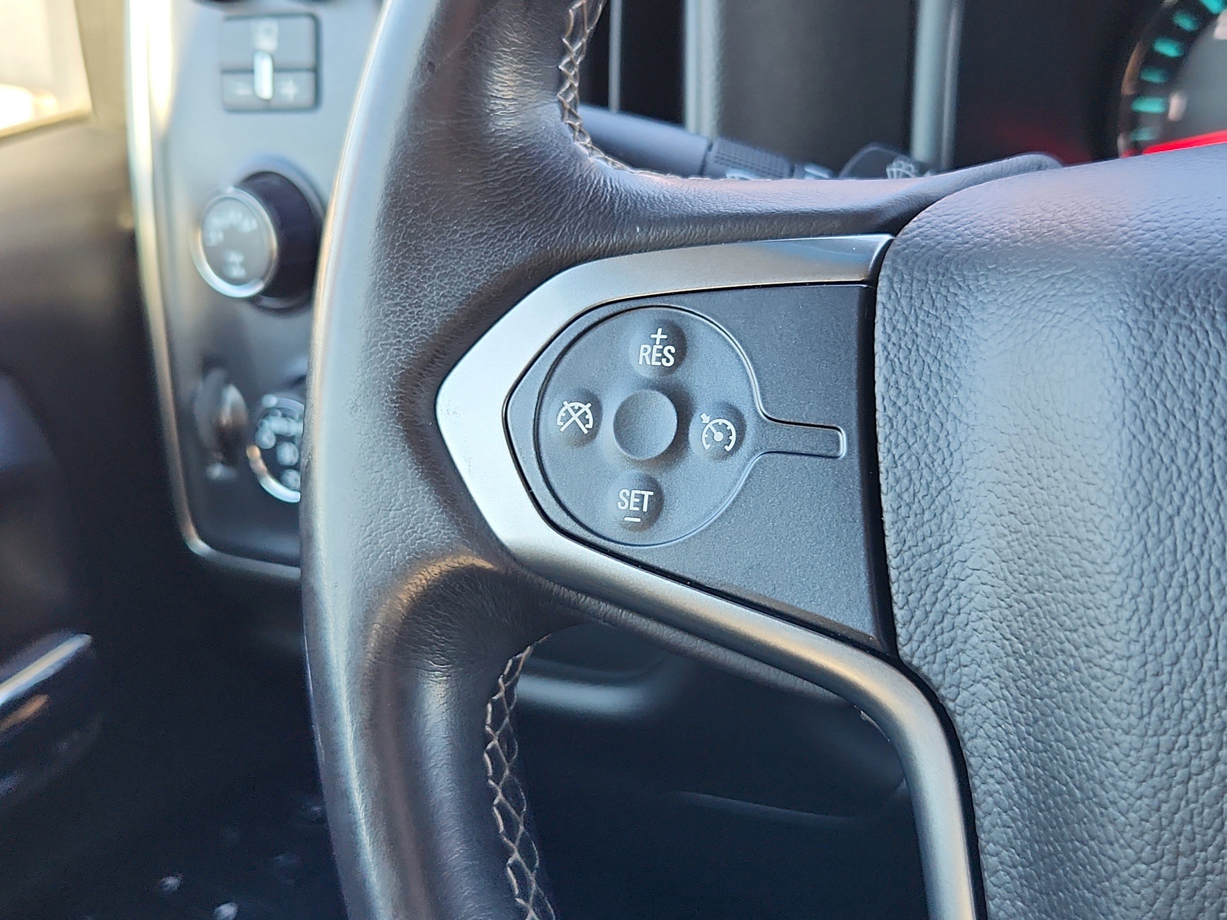 Used 2018 Chevrolet Silverado 1500 LT w/ All Star Edition image 18