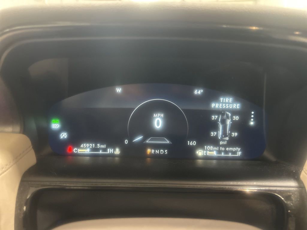 Certified 2022 Lincoln Nautilus Reserve image 17