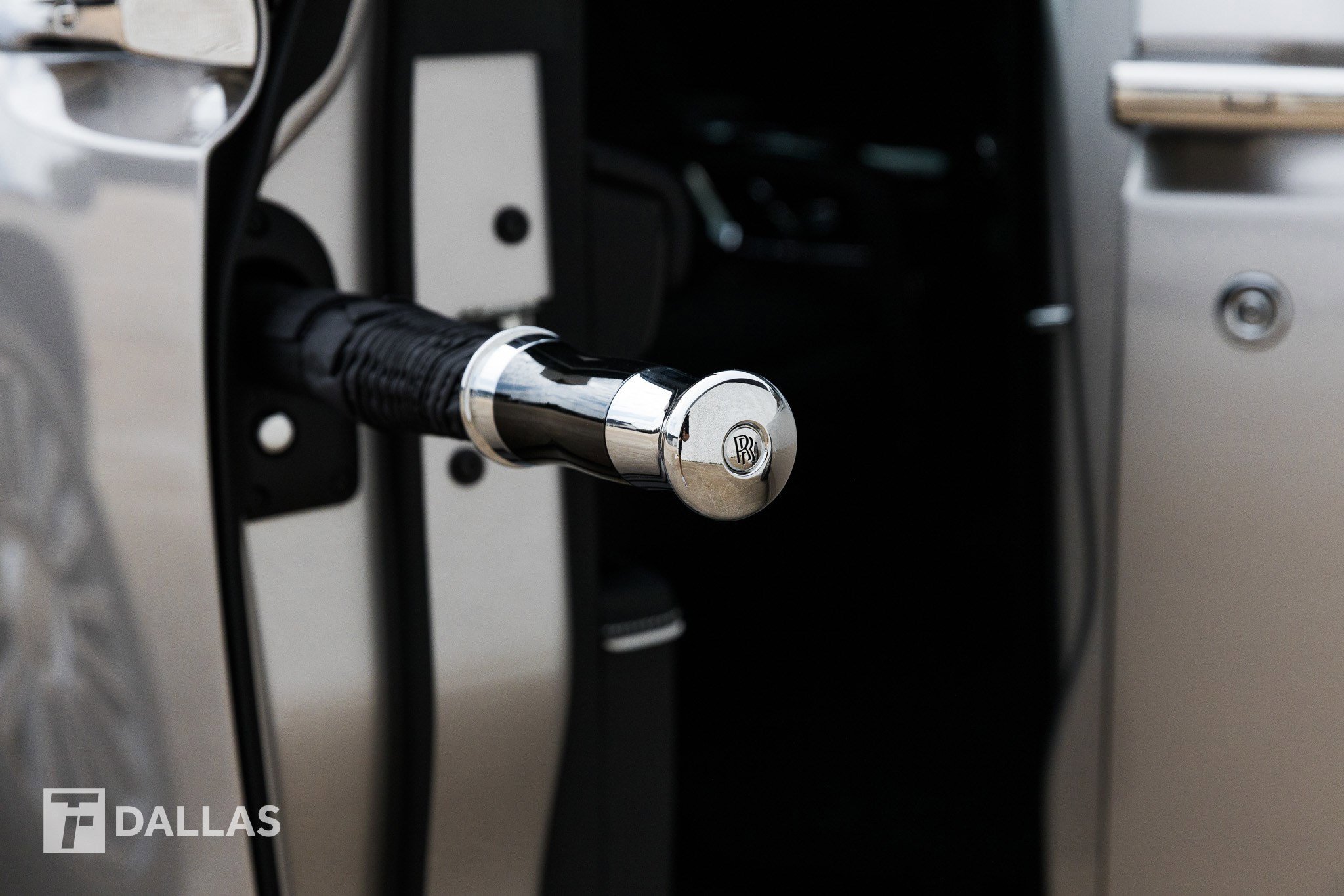 Used 2023 Rolls-Royce Phantom Sedan w/ The Phantom Package image 43