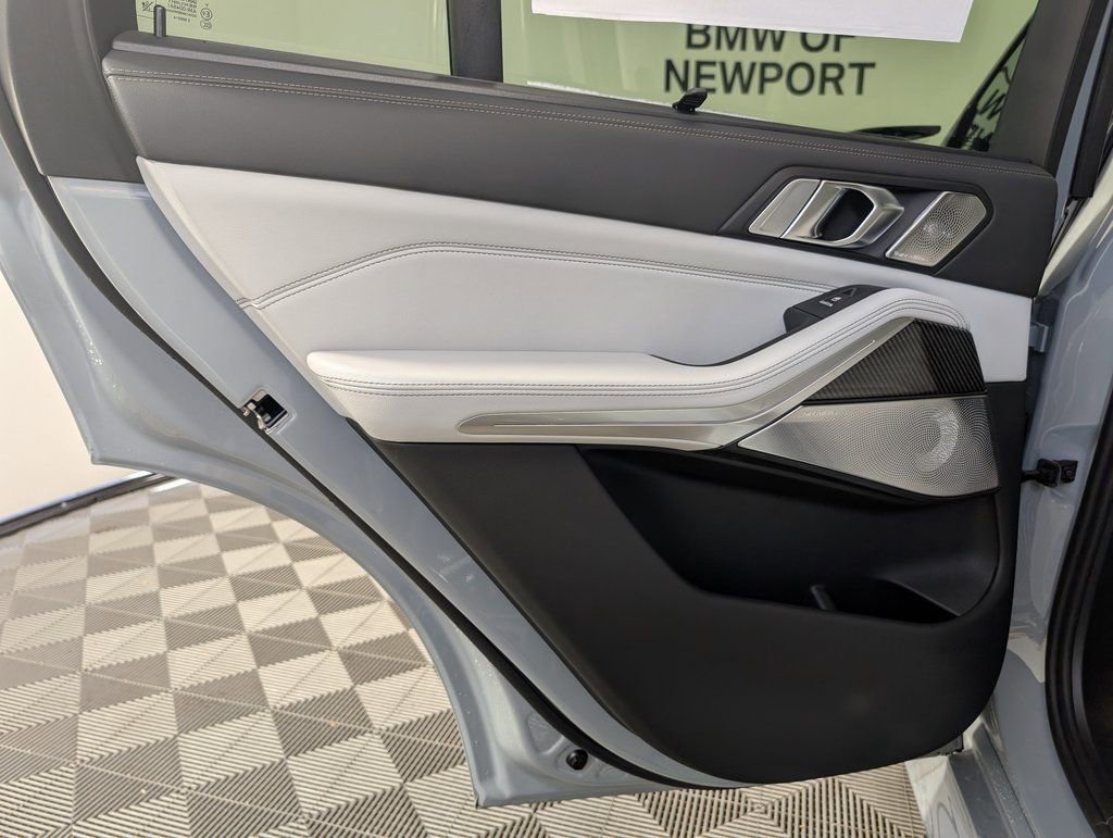 New 2026 BMW X5 M60i AWD/4WD image 17