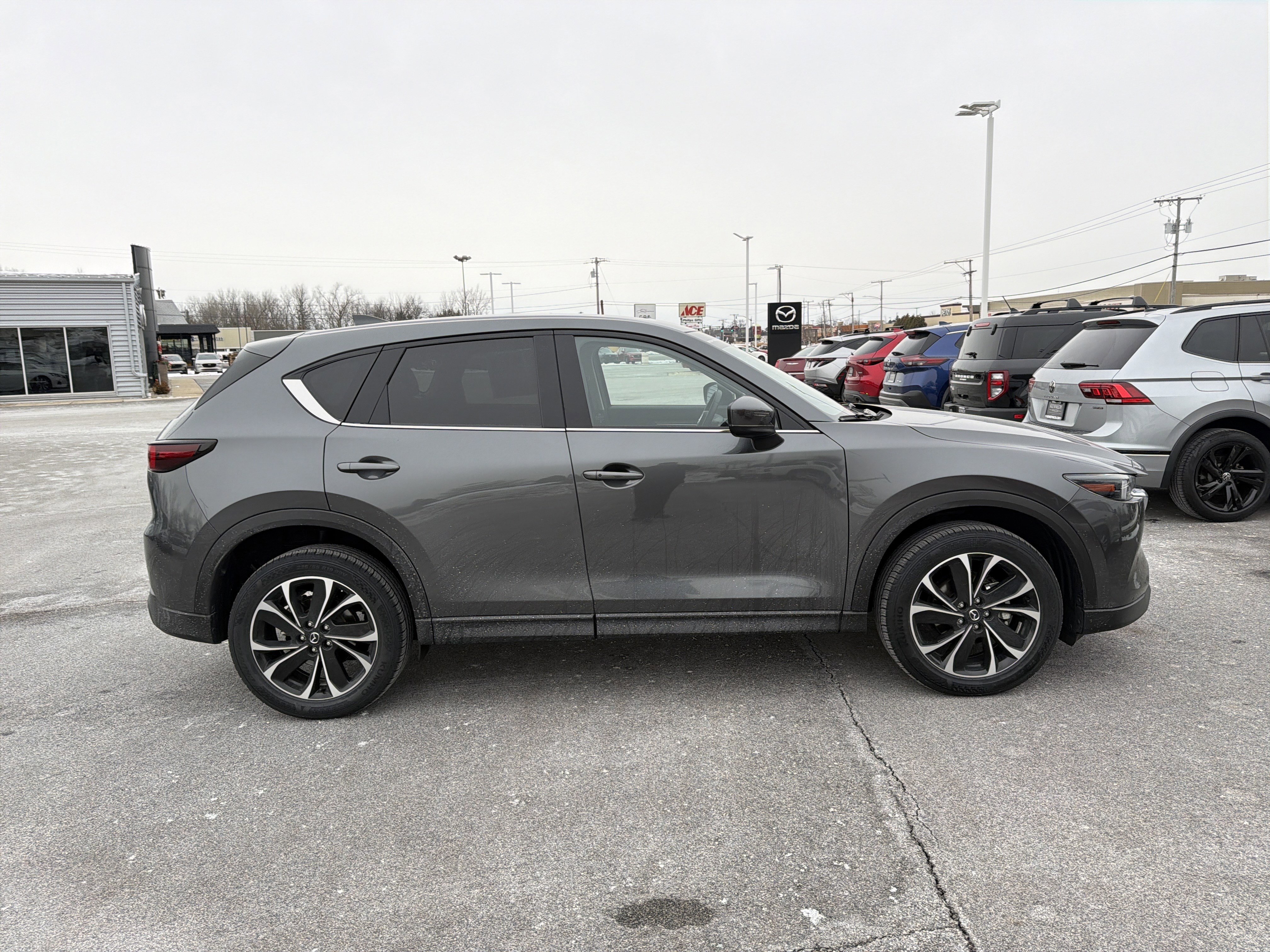 Certified 2023 MAZDA CX-5 AWD 2.5 S w/ Premium Plus Pkg image 2