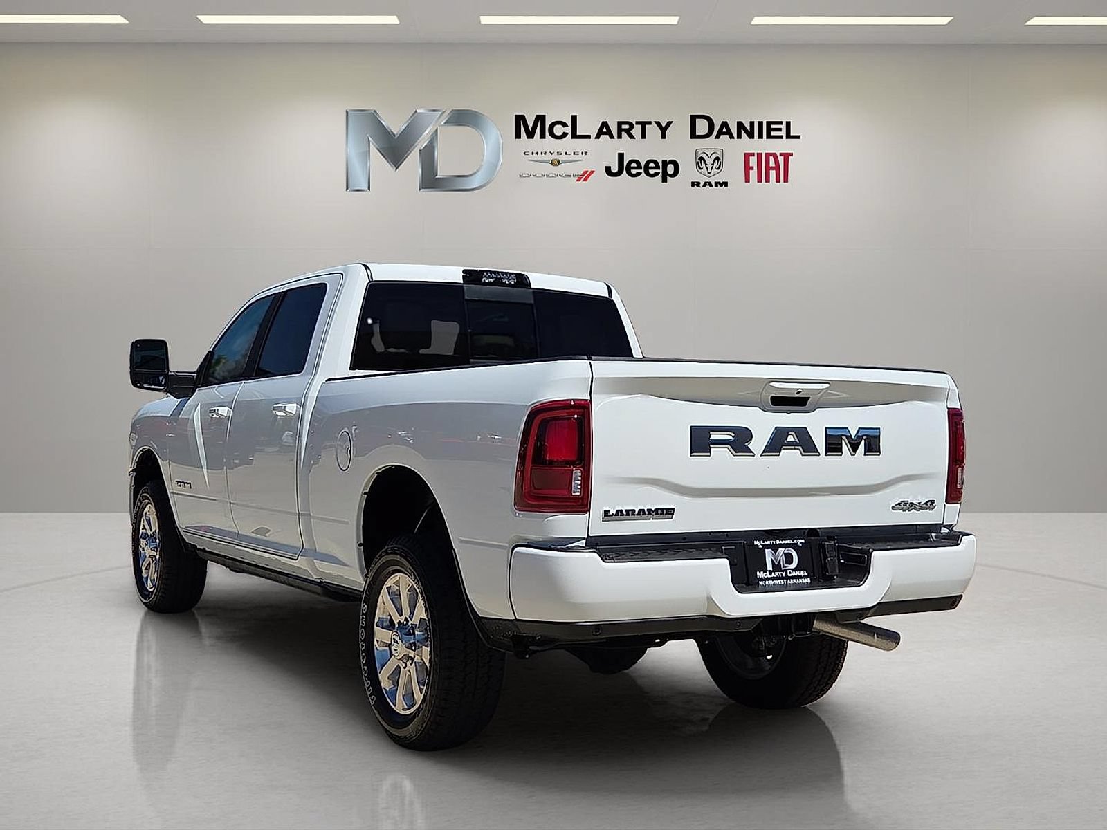 New 2026 RAM 2500 Laramie AWD/4WD image 4
