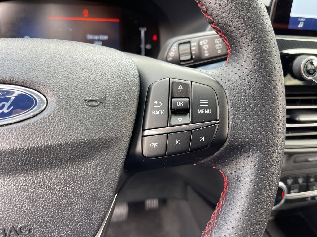 Used 2025 Ford Escape ST-Line image 21