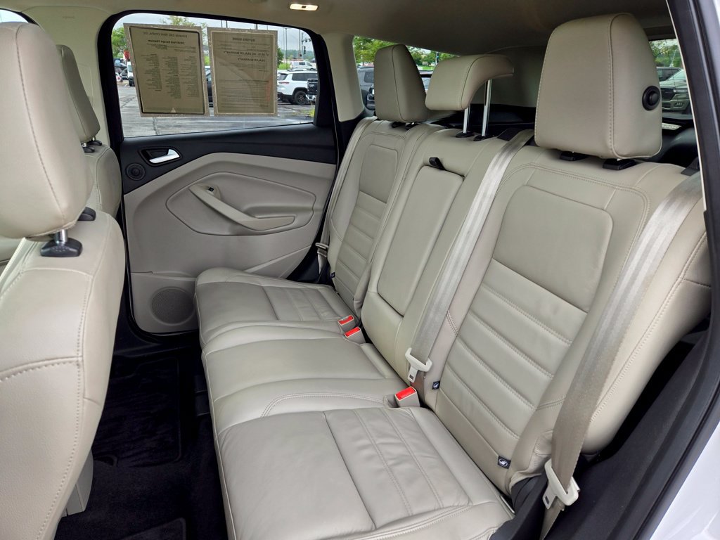 Used 2018 Ford Escape Titanium w/ Ford Safe & Smart Package AWD/4WD image 29