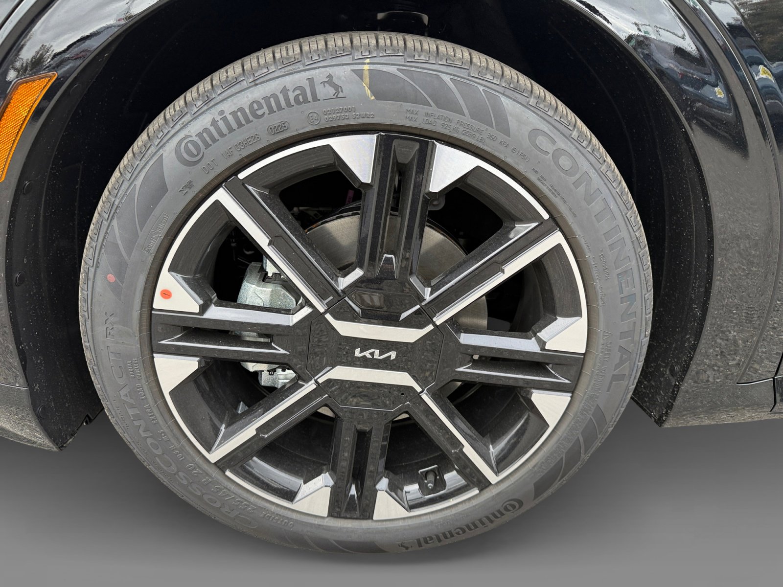 New 2025 Kia EV6 GT-Line image 9